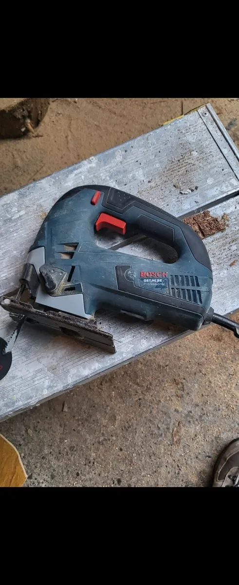 Bosch Professional jigsaw gst90