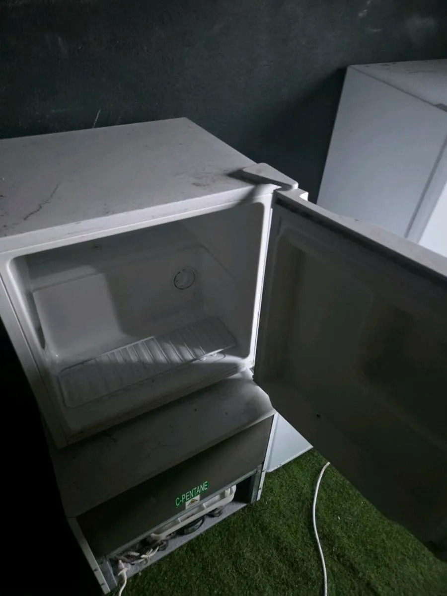 Fridge - Image 2