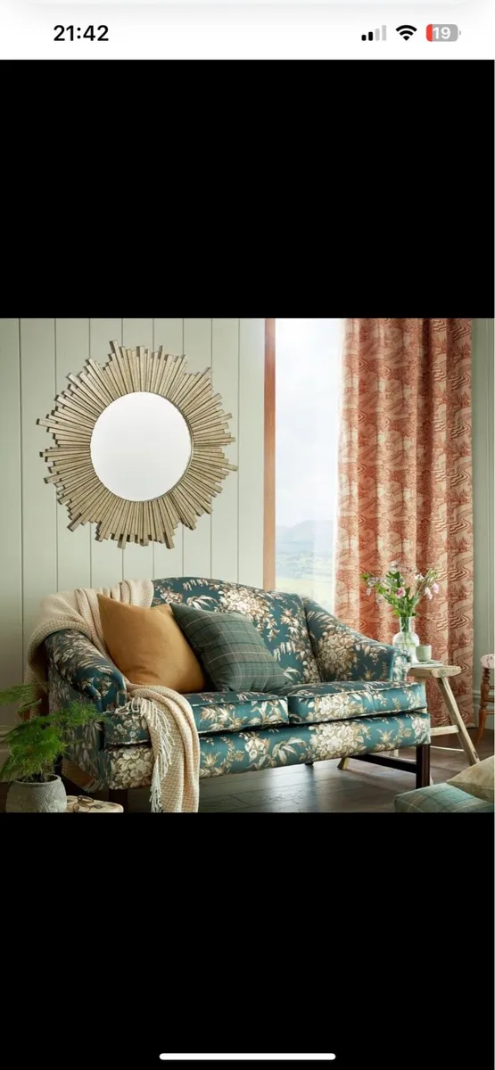 Laura Ashley 100cm/100cm Lovell Round Starburst - Image 4