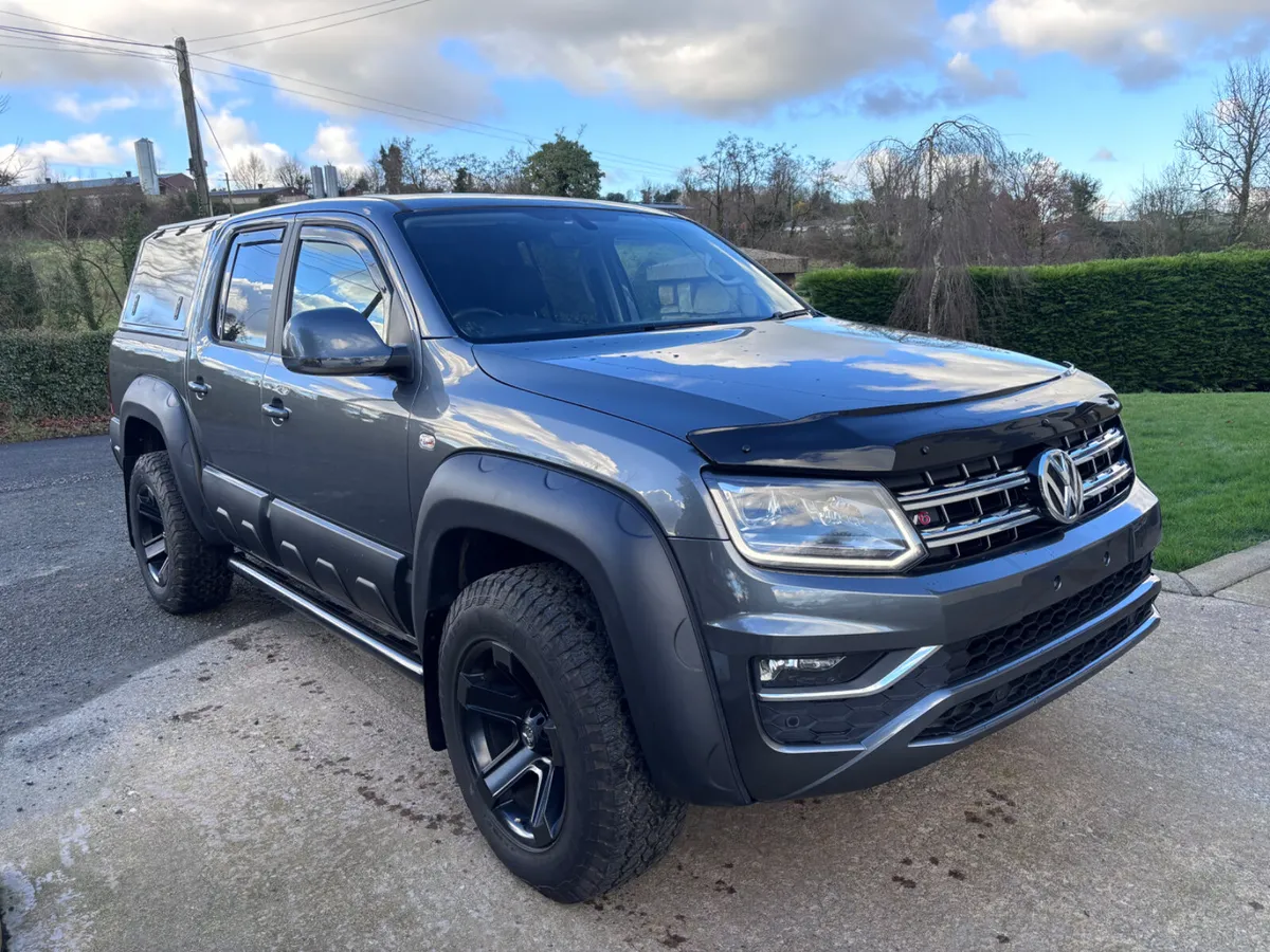 Volkswagen Amarok High - VAT INCLUDED! Low miles - Image 1