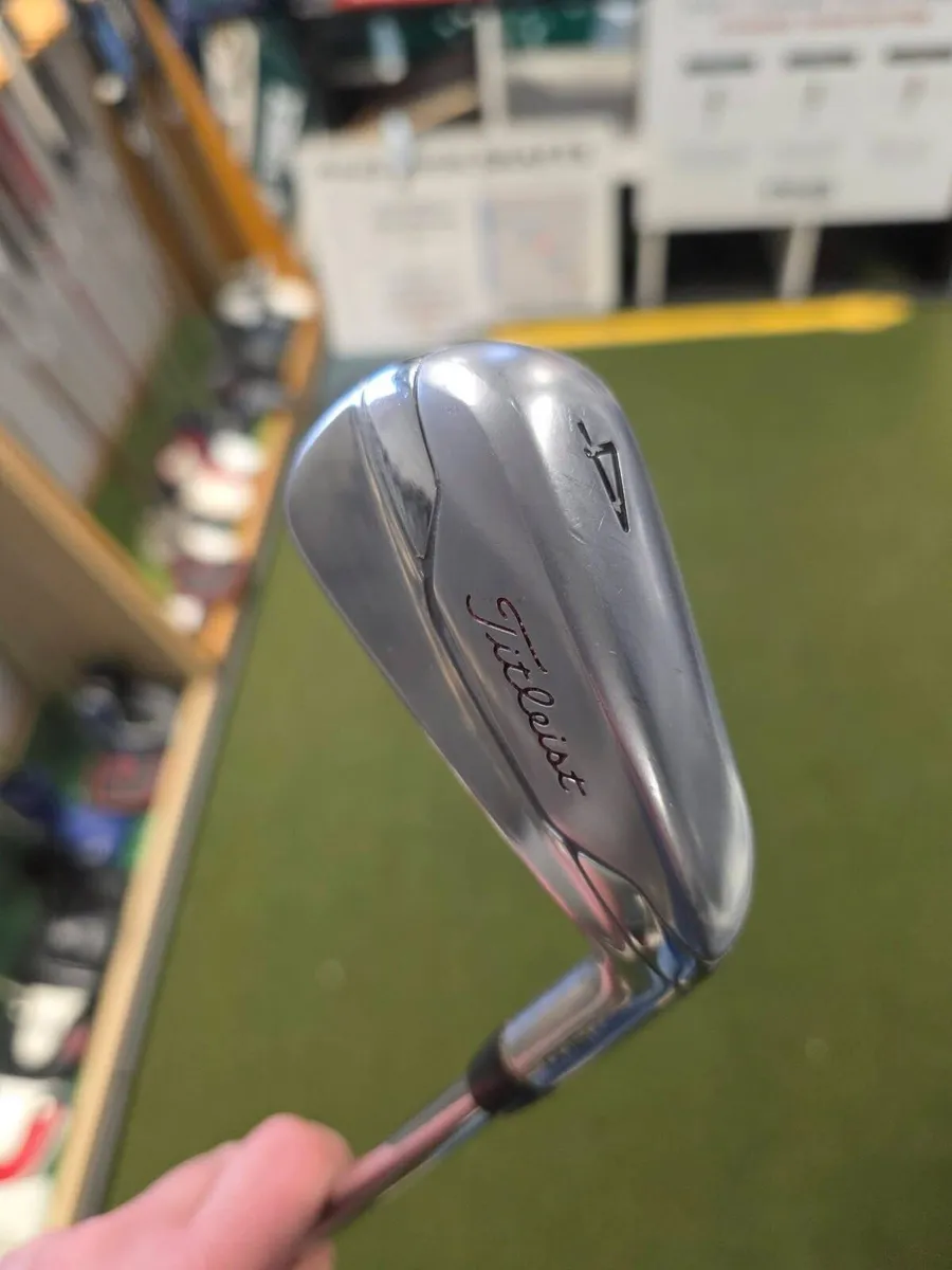 Titleist U500 Forged 4 Iron - Image 2