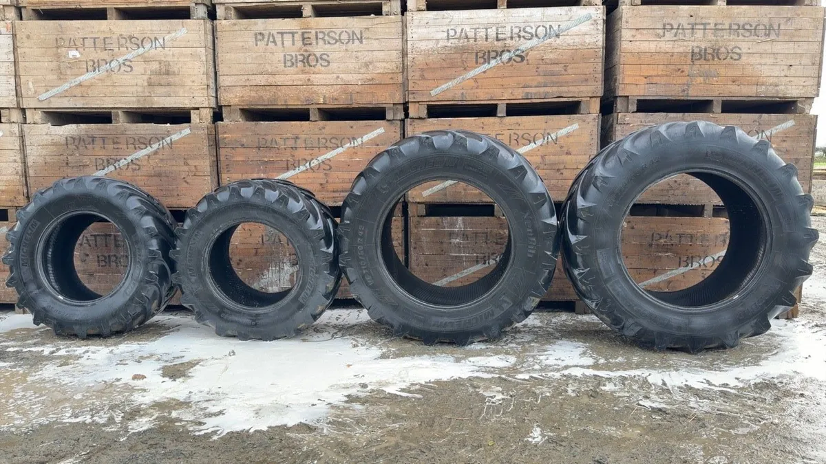 710 + 600 Michelin tyres - Image 1