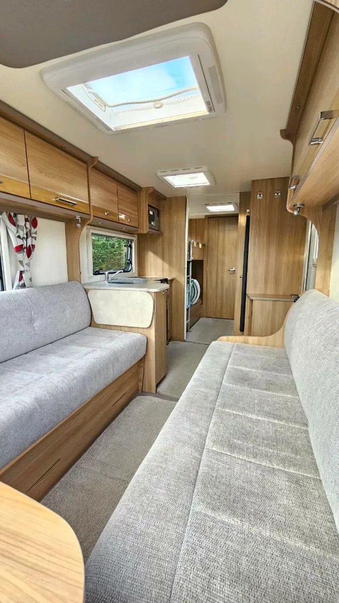 .5/6 berth bailey Unicorn Caravan  for. sale - Image 4