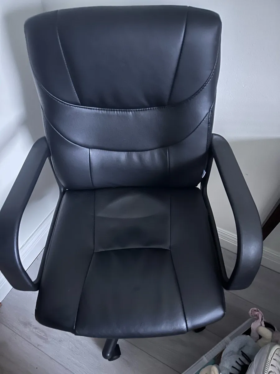 Office Chair - Image 1