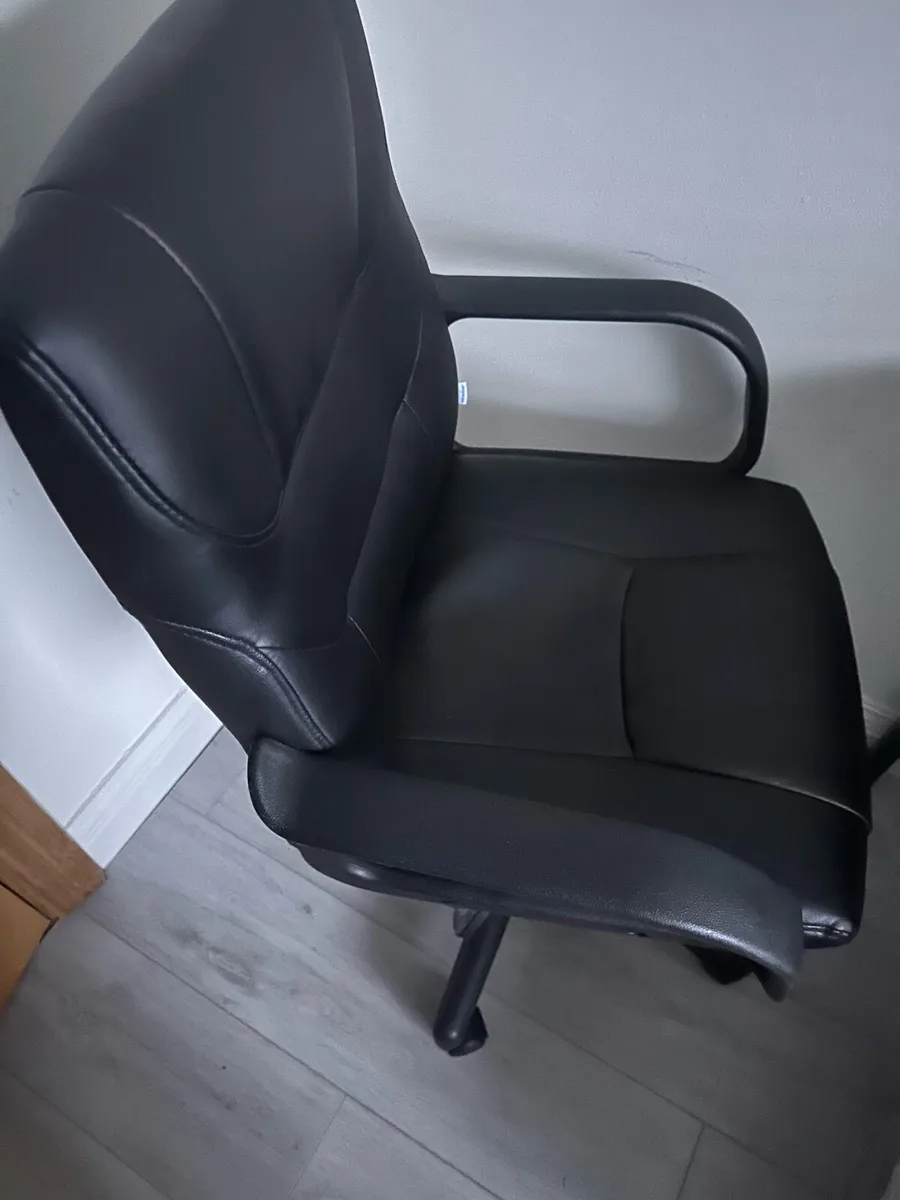 Office Chair - Image 2