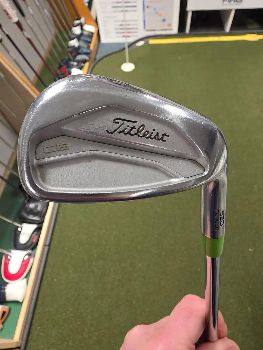 Titleist 620 Cb Forged Irons - Image 1