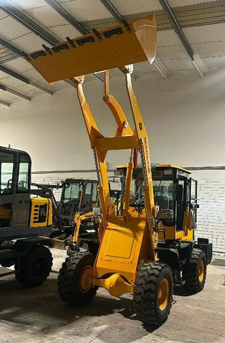 Wheel Loader - Image 4