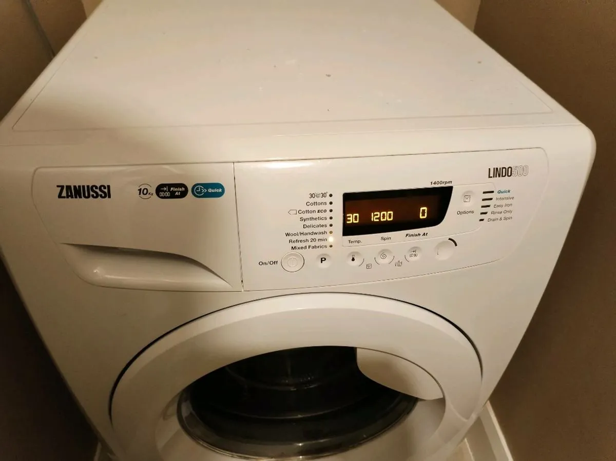 Washing machine - Image 1