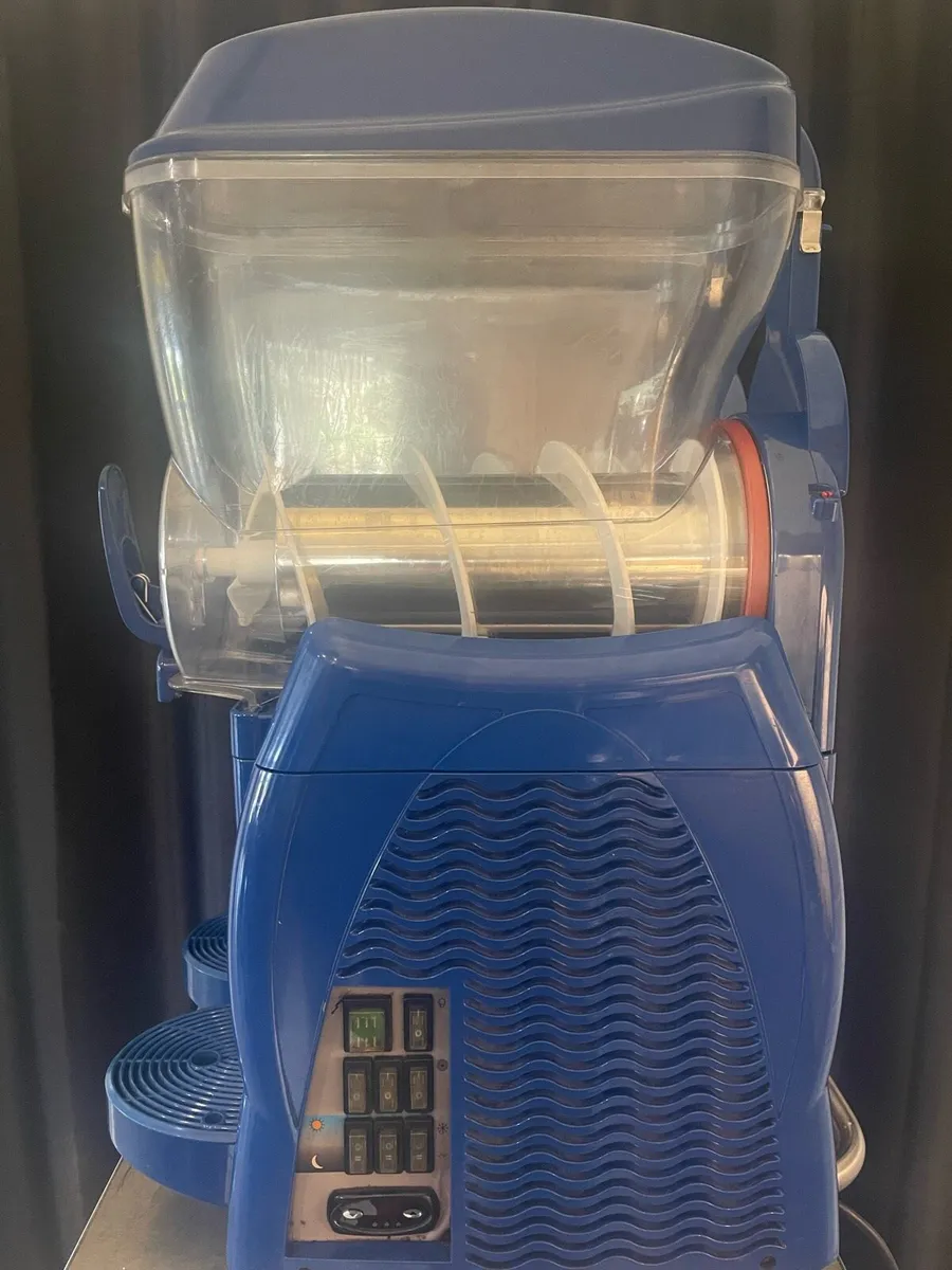 Slush Machine - Image 2