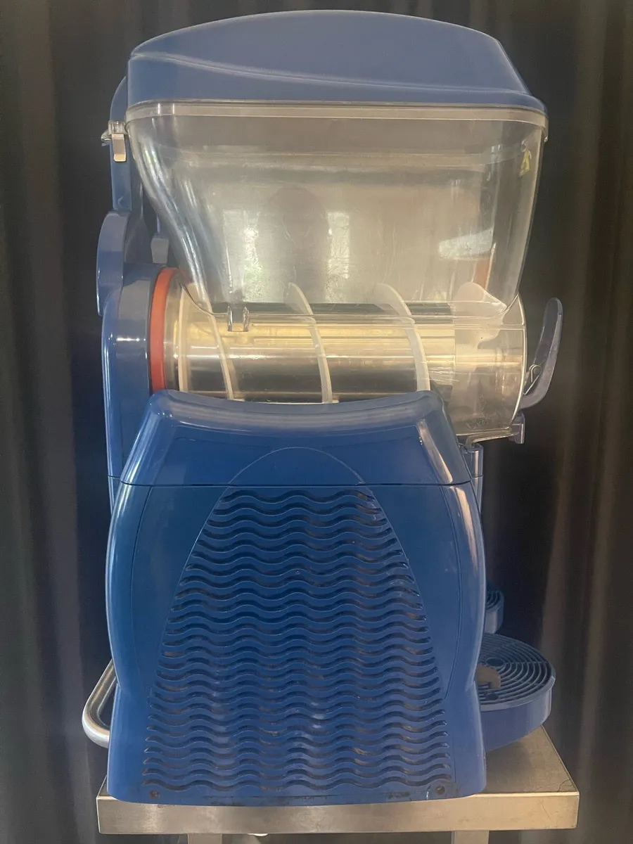 Slush Machine - Image 3