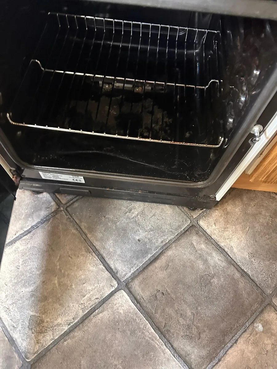 Gas 4 Ring Oven - Image 3