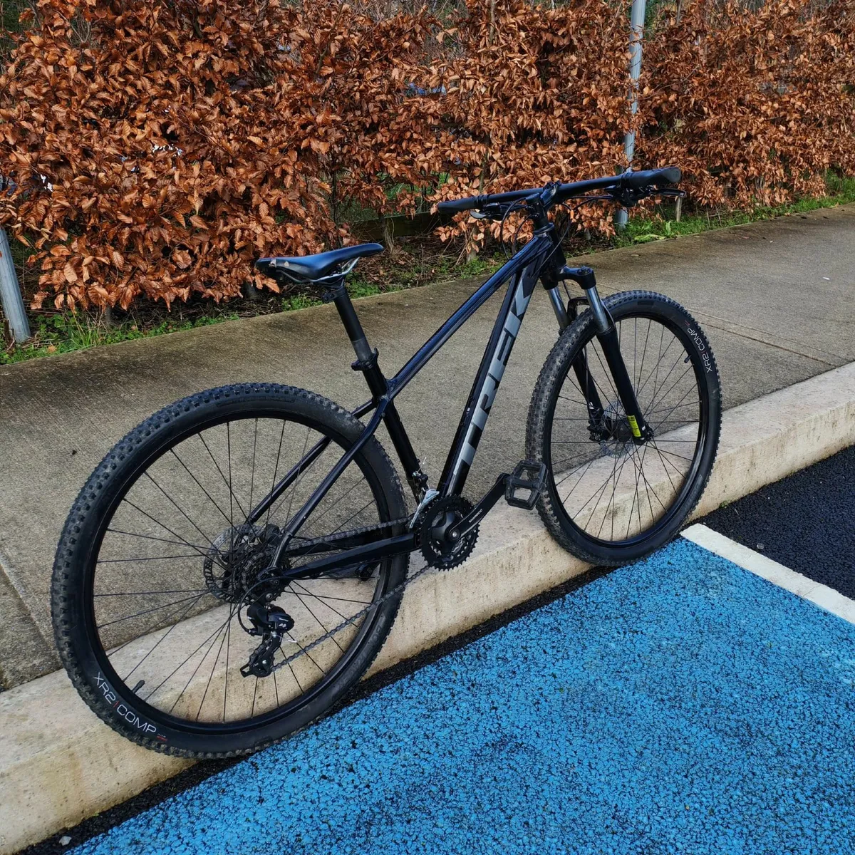 Trek Marlin 5 Mountain Bike - Image 4