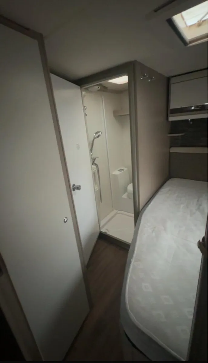 Sterling Eccles caravan in good condition - Image 4