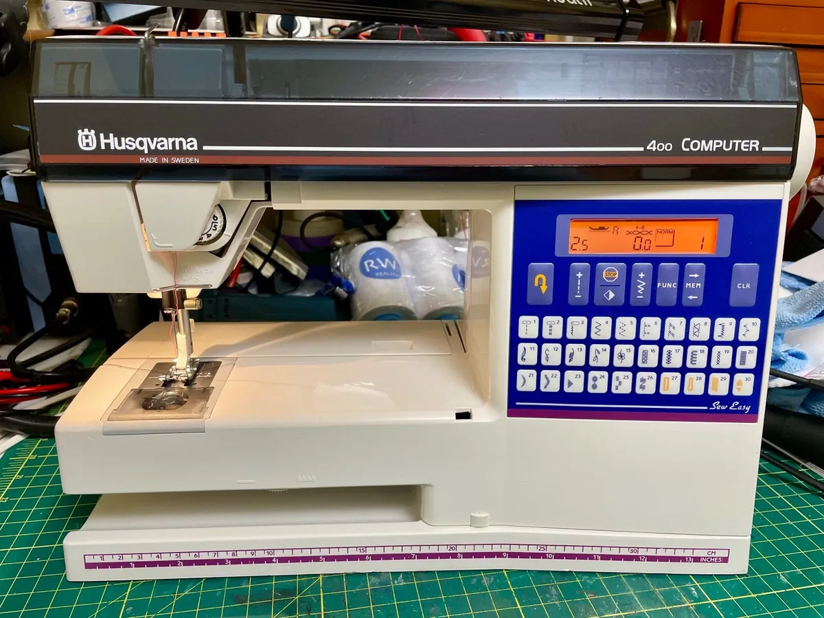 Huskvarna Viking 400 Sewing Machine - Serviced - Image 1