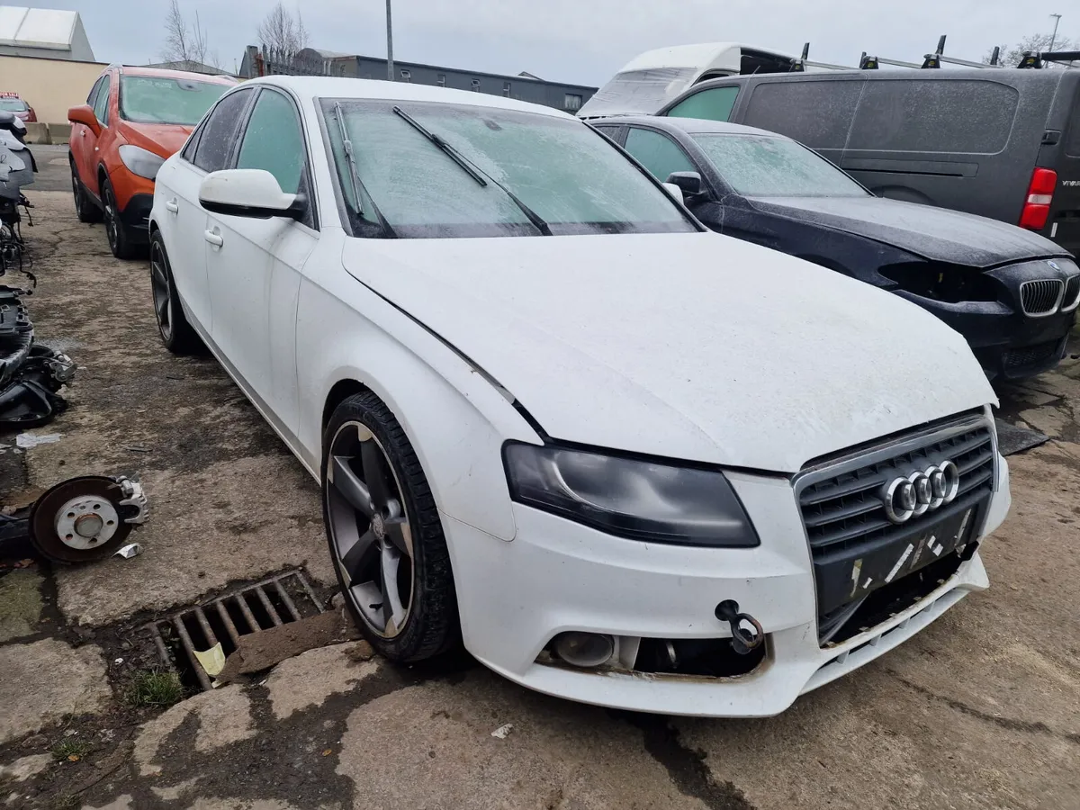 11 AUDI A4  2.0 TDI (CJC) FOR BREAKING - Image 1