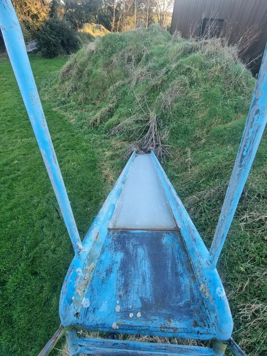 FREE Metal slide - very tall - Image 2