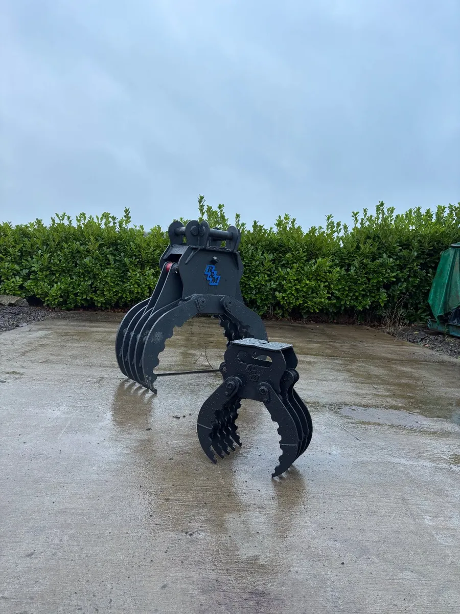 Hydraulic Grab - Image 1