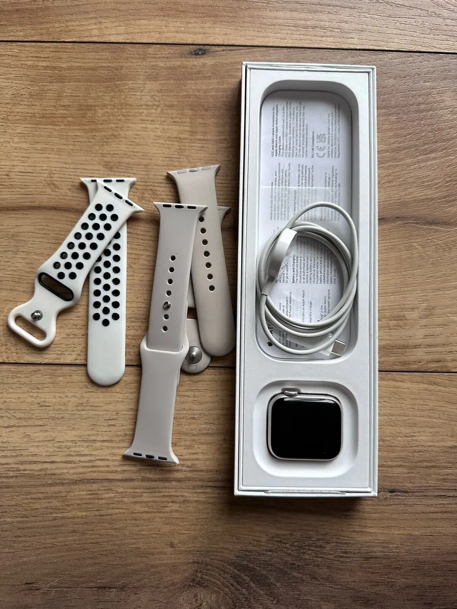 Apple watch SE 40mm - Image 2