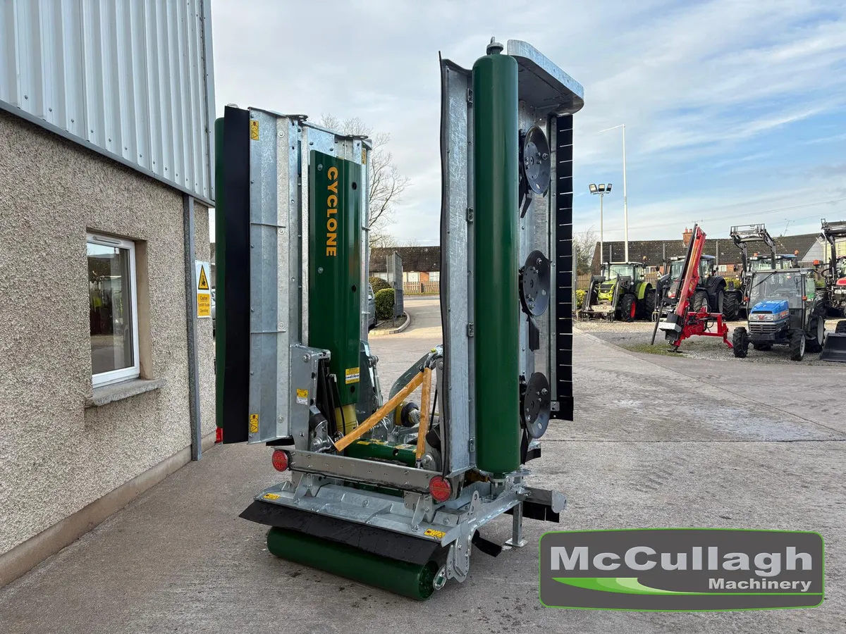 New 5.6m (18.5ft) Major Cyclone Topper - Image 2