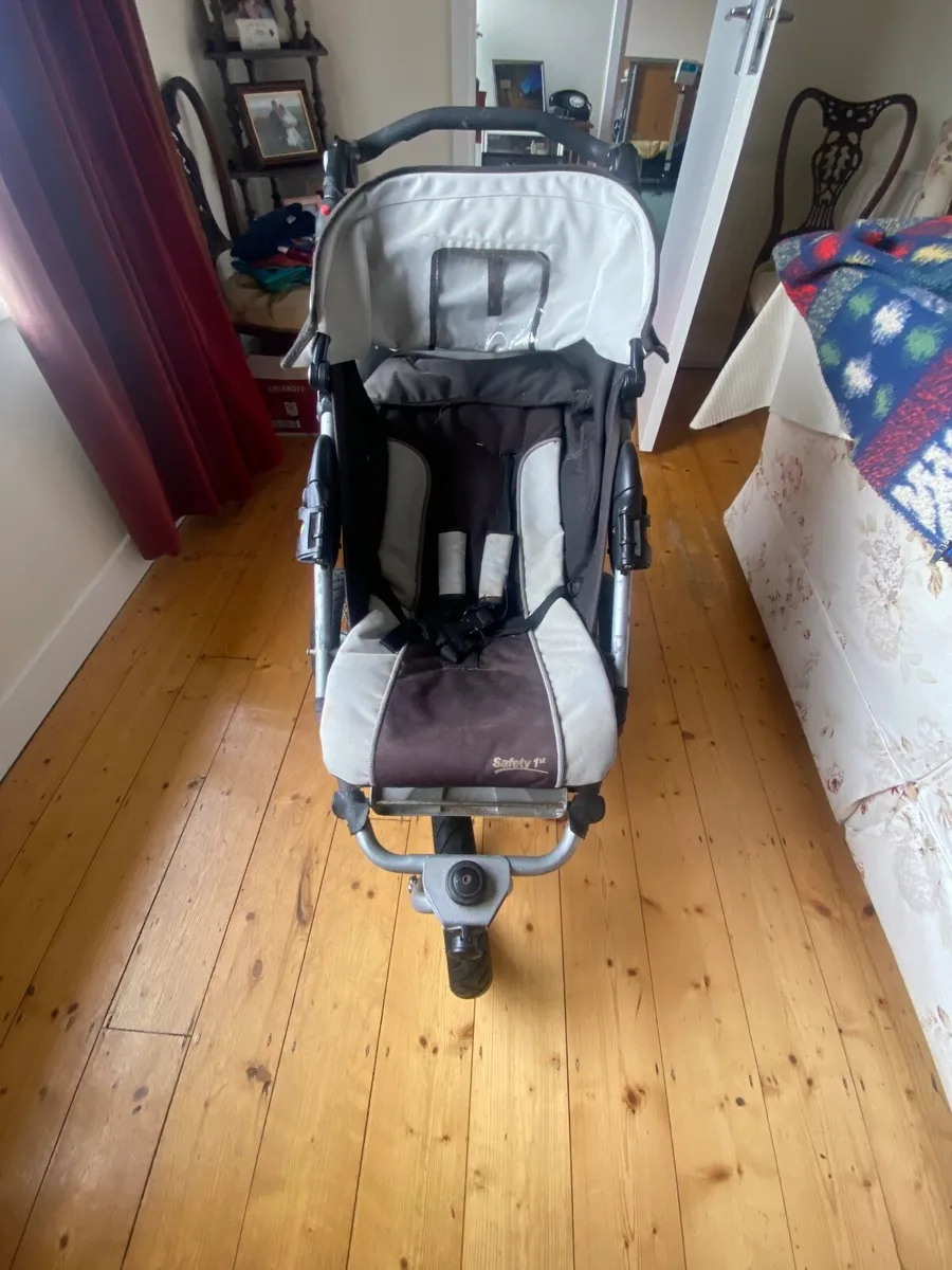 Child’s buggy FREE to take away - Image 3