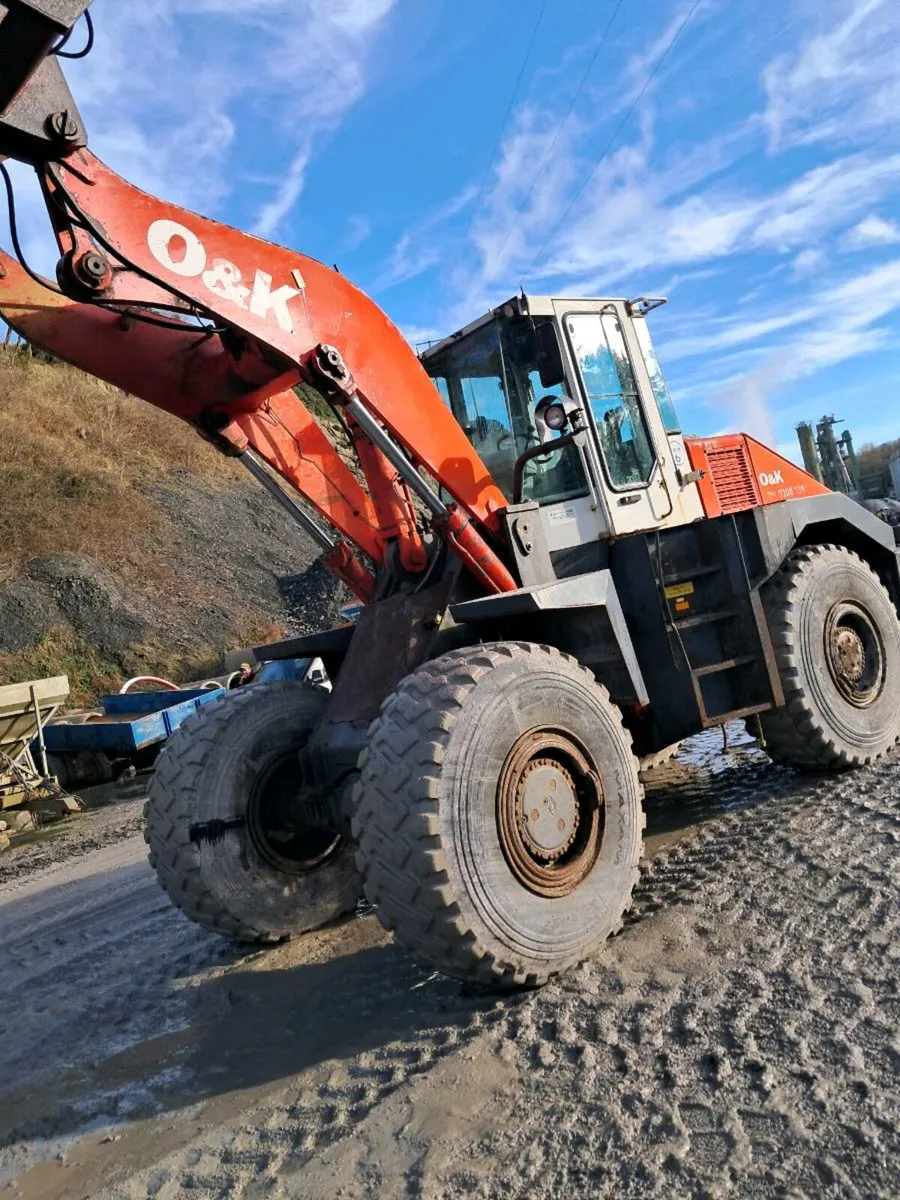 O&K 35.5 High Tip Loading Shovel - Image 2