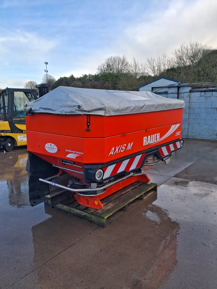Rauch Axis EMC Fertiliser Spreader (S/N 2951X) - Image 1