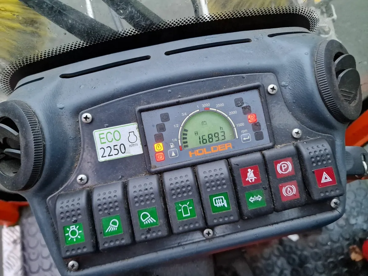 2021 Holder X45i 44hp Road Sweeper Roadsweeper - Image 4