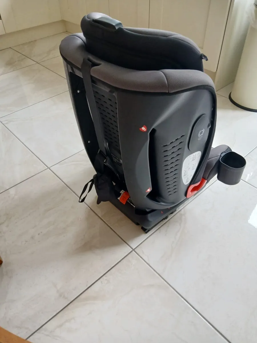 Joie bold child toddler car seats - Image 3