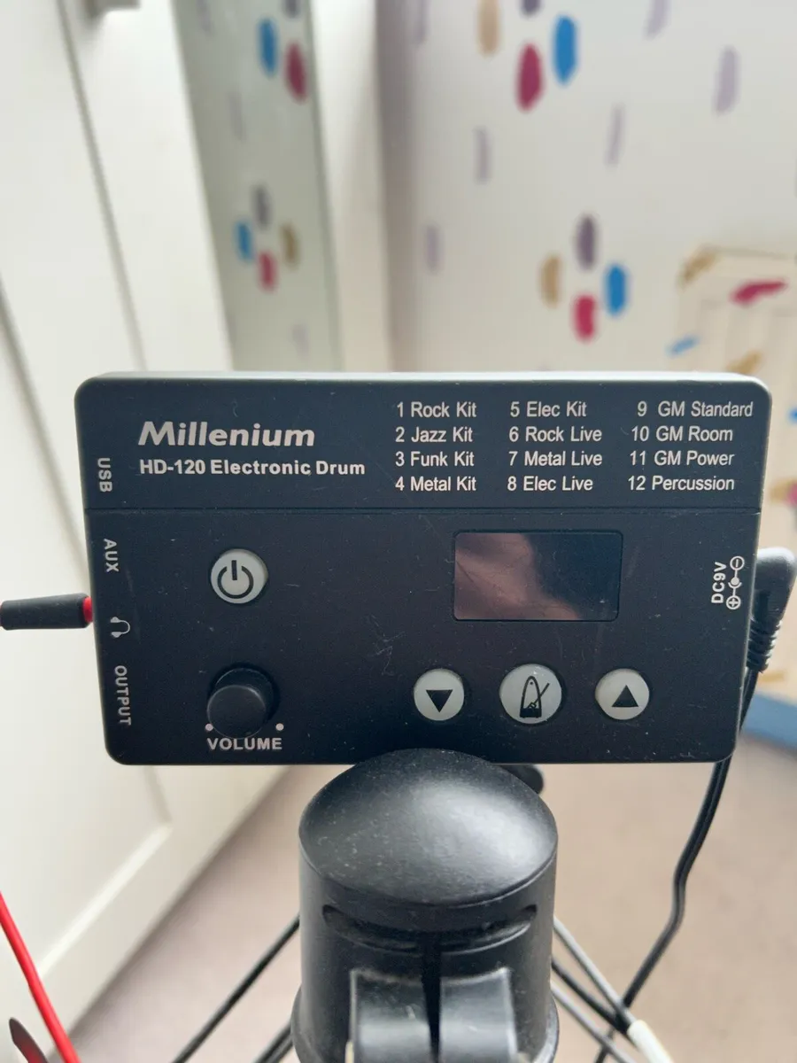 Electronic drum kit - Image 2