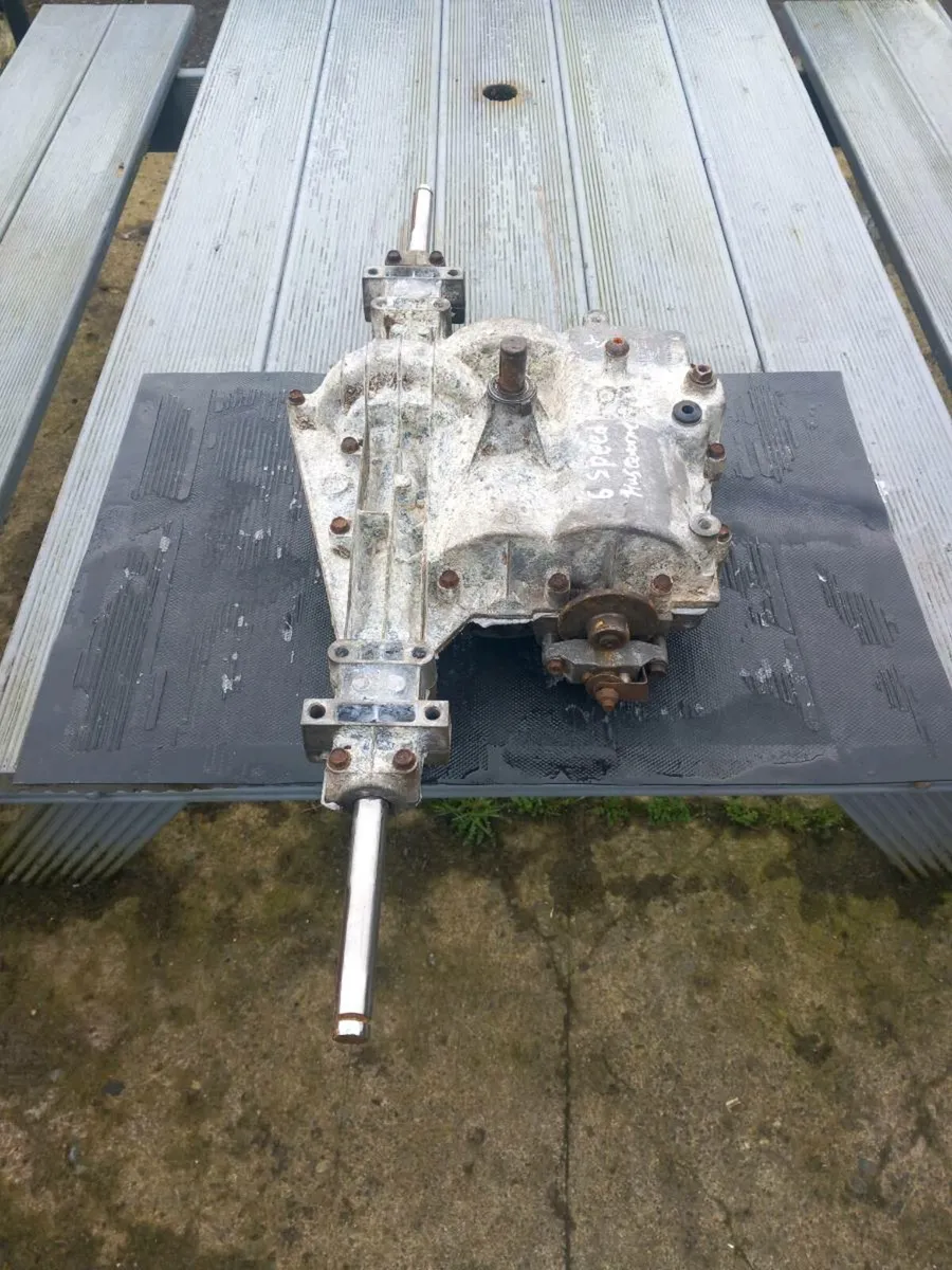 Husqvarna/craftsman manual gearbox for sale - Image 4