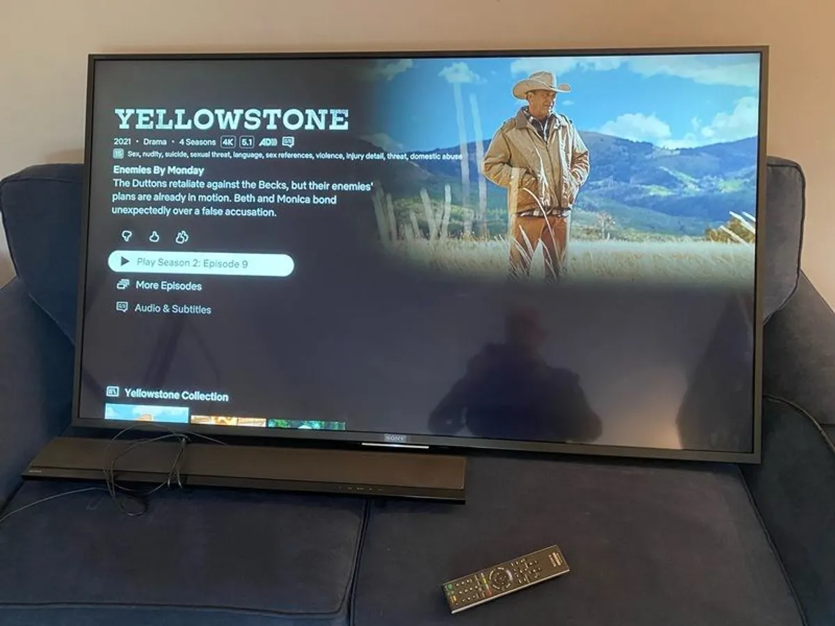 television Sony 65 inch with Sony sound bar - Image 1