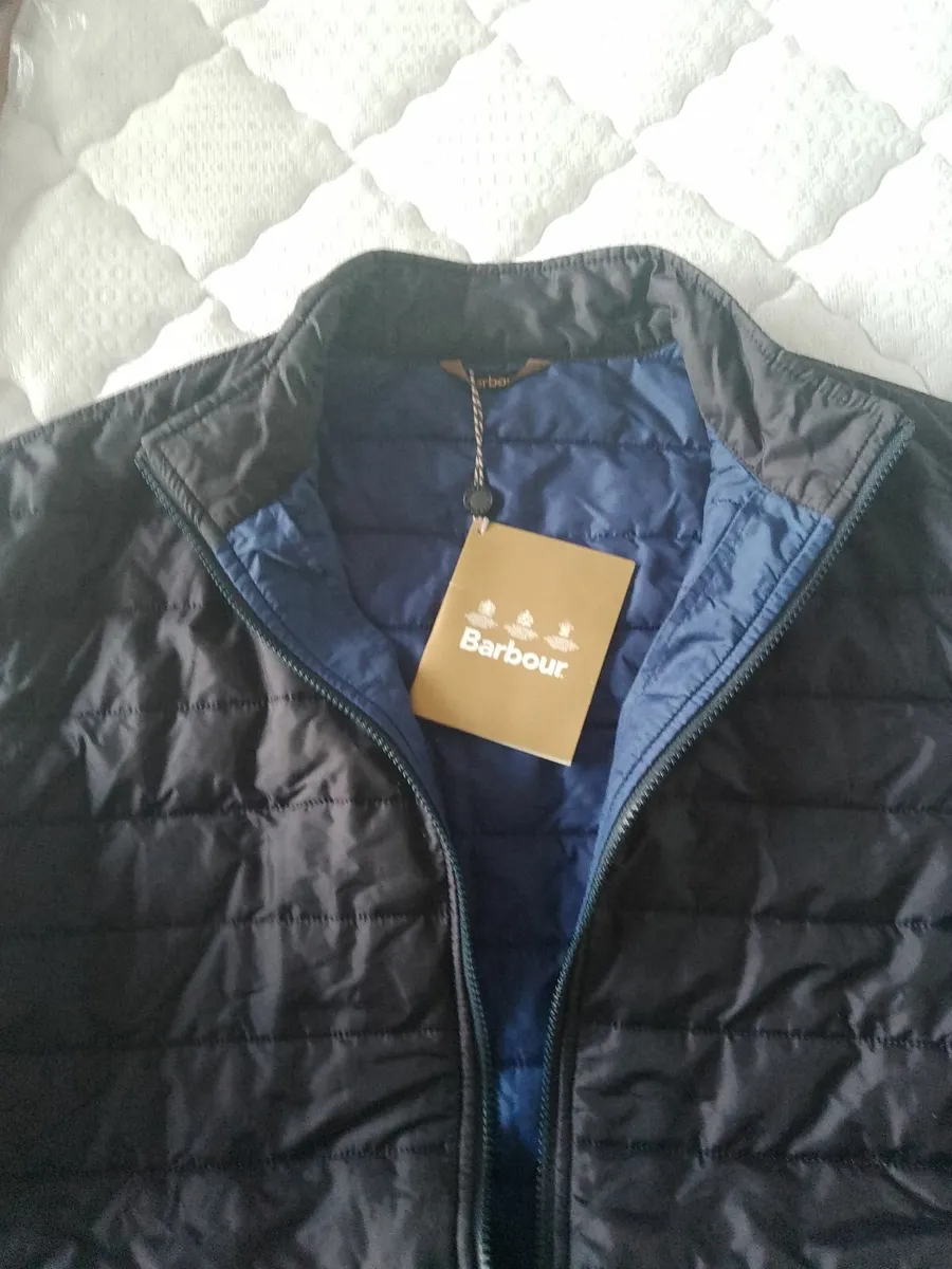 Barbour Quilted Bomber jacket XL - Image 2