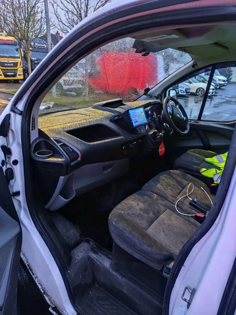 Ford transit custom - Image 4