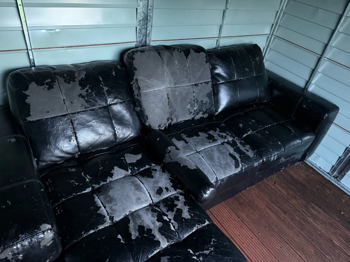 Free L-Shaped Couch - Image 4