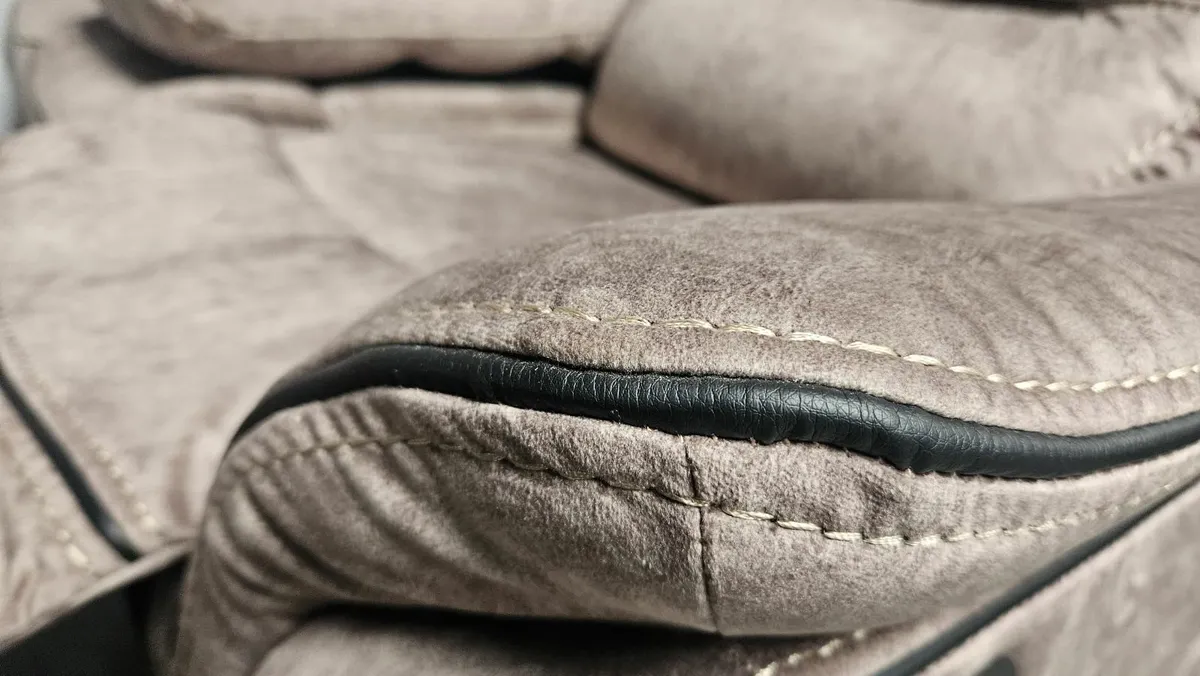 NEW Living Room Sofa - Hamilton, - Image 1