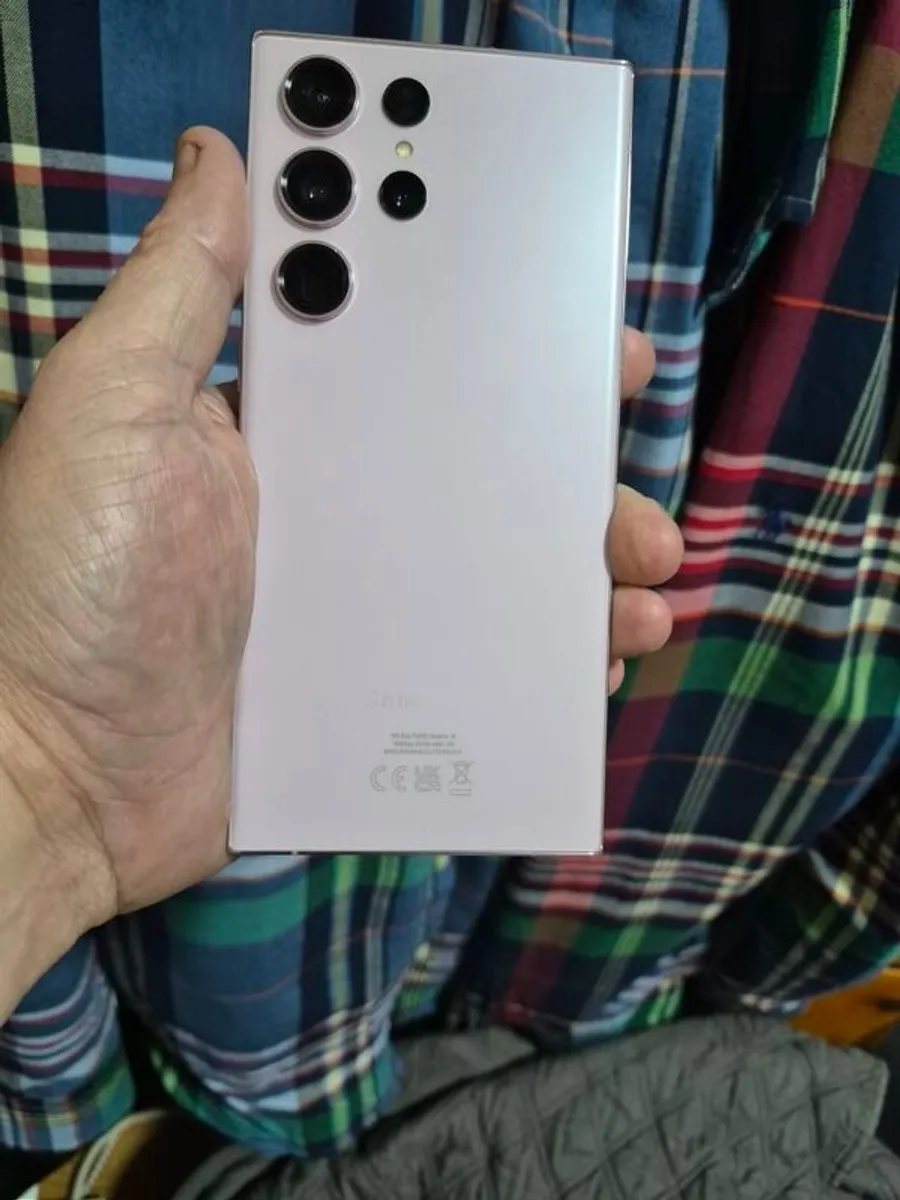 Samsung S23 Ultra Lavender 512GB Lavender Grade A would pass as brand New comes with box and case - Image 4