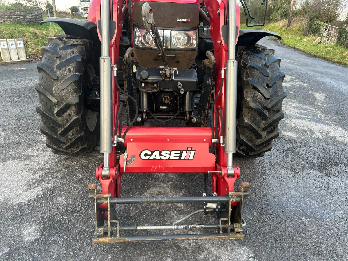 2014 Case Maxxum 125 with Loader - Image 3