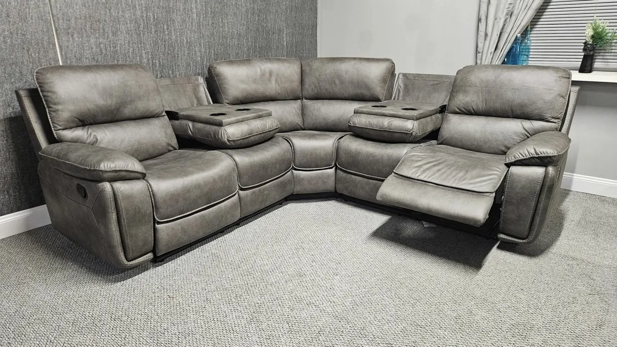 NEW Living Room Sofa - black or grey corner - Image 1