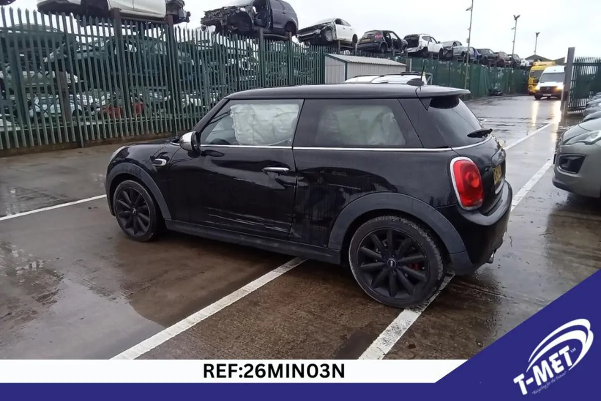 2015 MINI COOPER BREAKING FOR PARTS - Image 4
