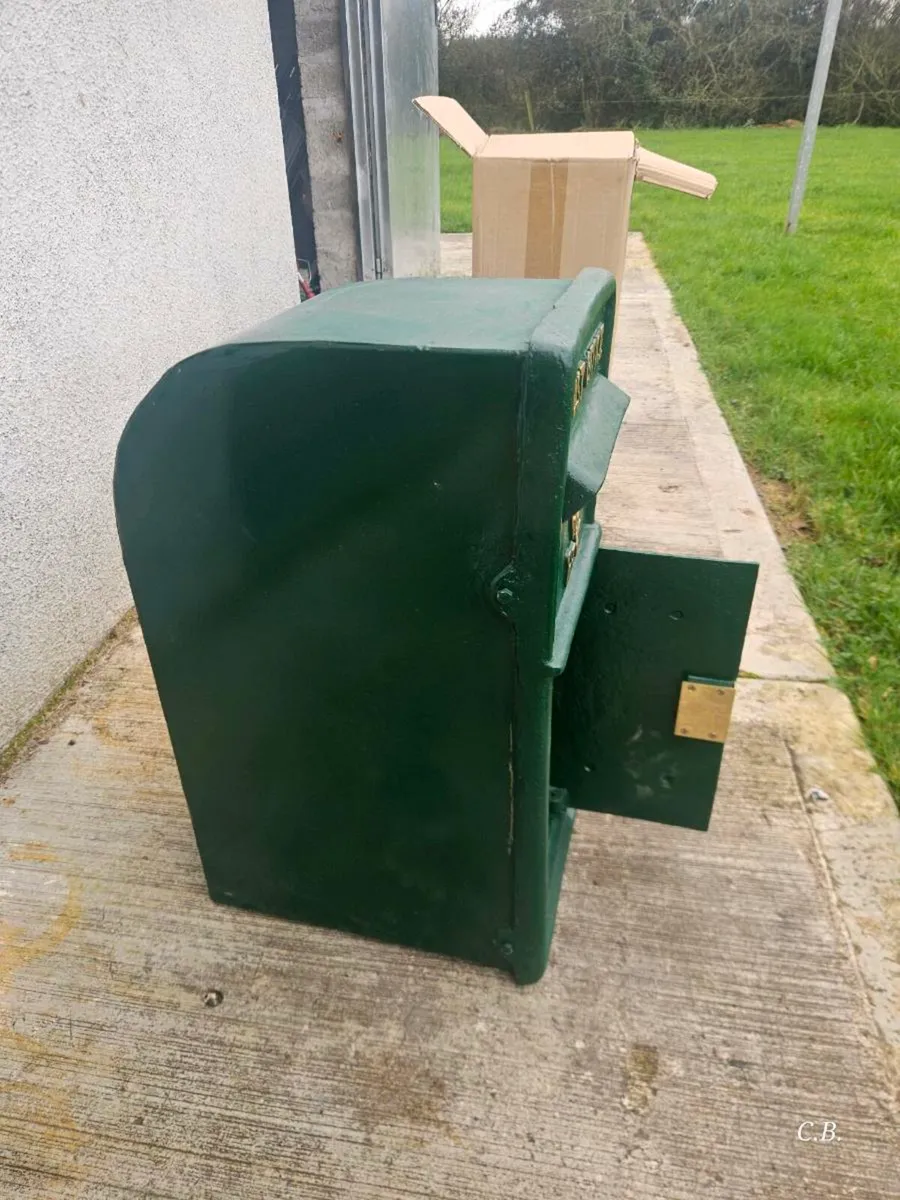 Post box - Image 2
