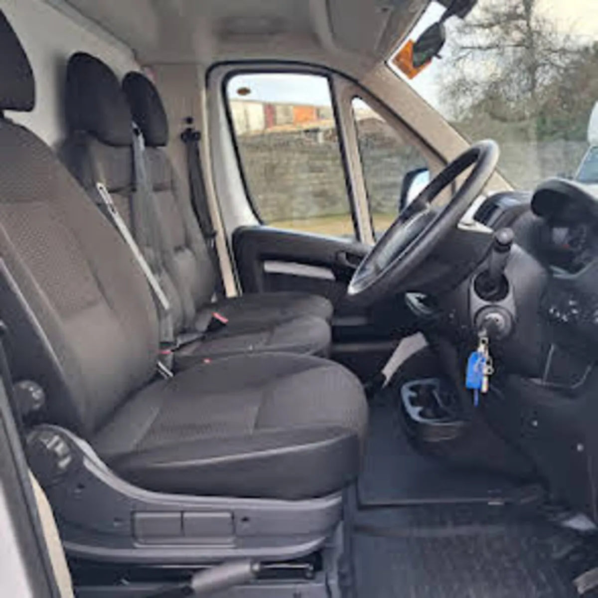 Opel Movano HUGE Volume Low Floor # HP/Leasing - Image 4