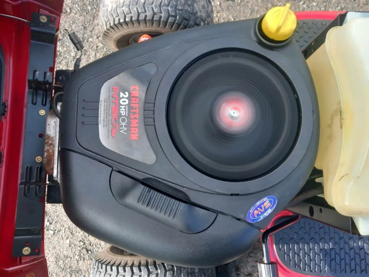 20  horsepower briggs and Stratton OHV engine - Image 3