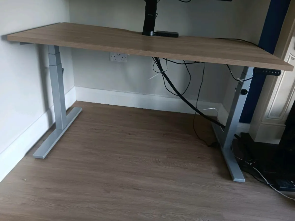 Standing office desk - Image 2