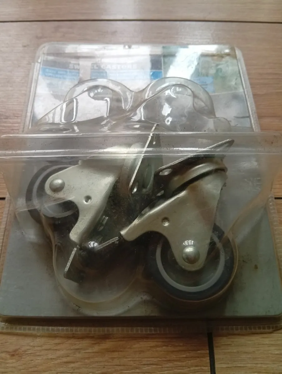 Brand New Heavy Duty Castors Wheels 50mm pair - Image 3