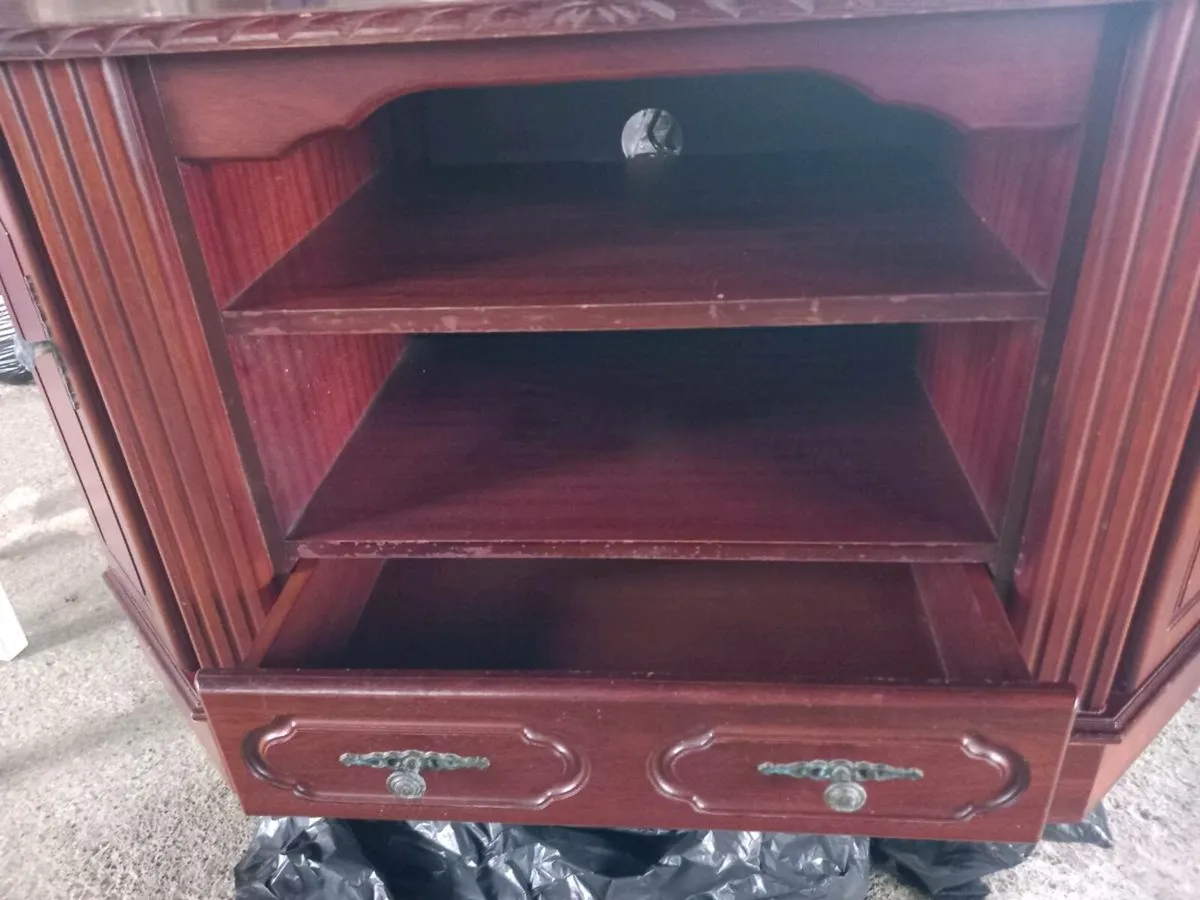 Corner tv unit - Image 2