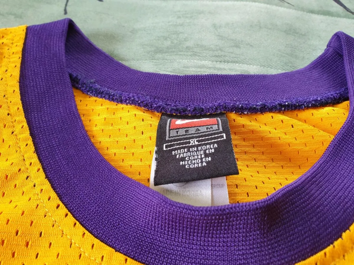 LA Los Angeles Lakers Swingman Home Jersey 2004 XL - Image 3