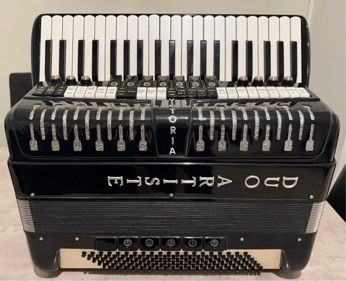 Pianno Accordion Duo Artiste Made By Victoria Italian Accordion - Image 1