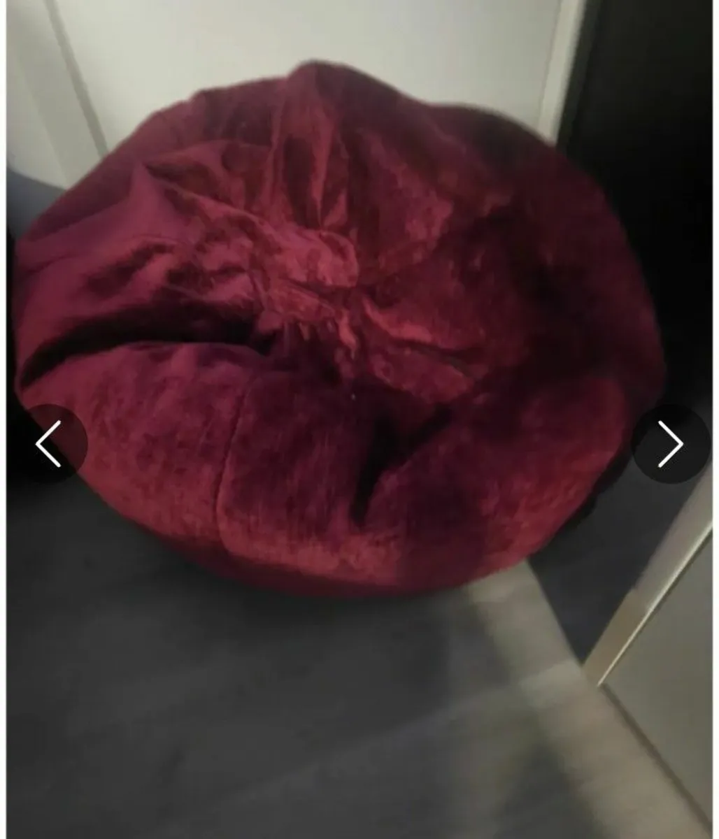 Quality Velour Bean Ban Like New - Image 2