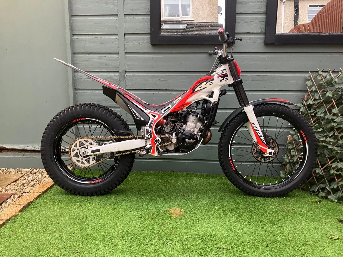 Motorcycle Off road - Image 2