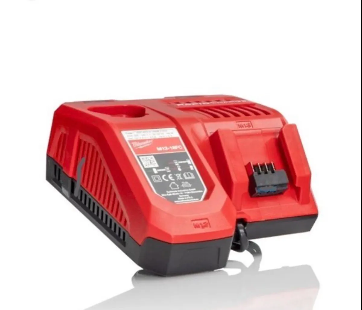 Brand new milwaukee m12 18fc rapid fast charger